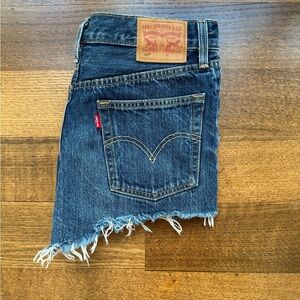 Levi Jean Shorts